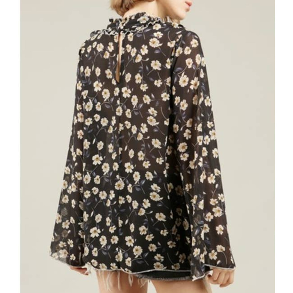 POL Bella Boho Peasant Bell Sleeve Long Sleeve Blouse Top NWOT Size Small - Picture 3 of 10
